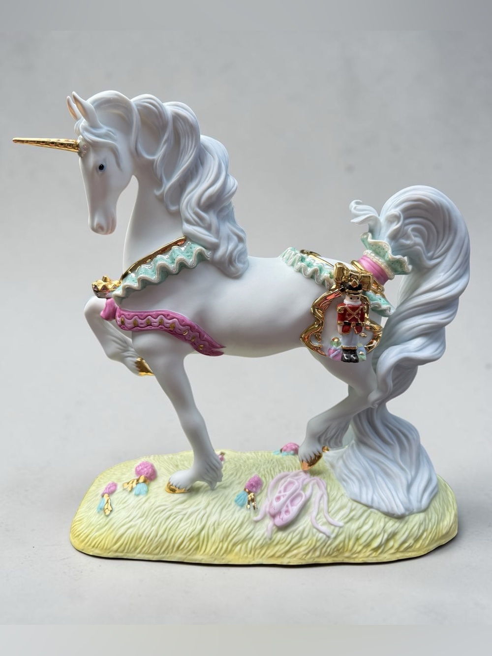 Princeton Gallery Yuletide Suite Unicorn